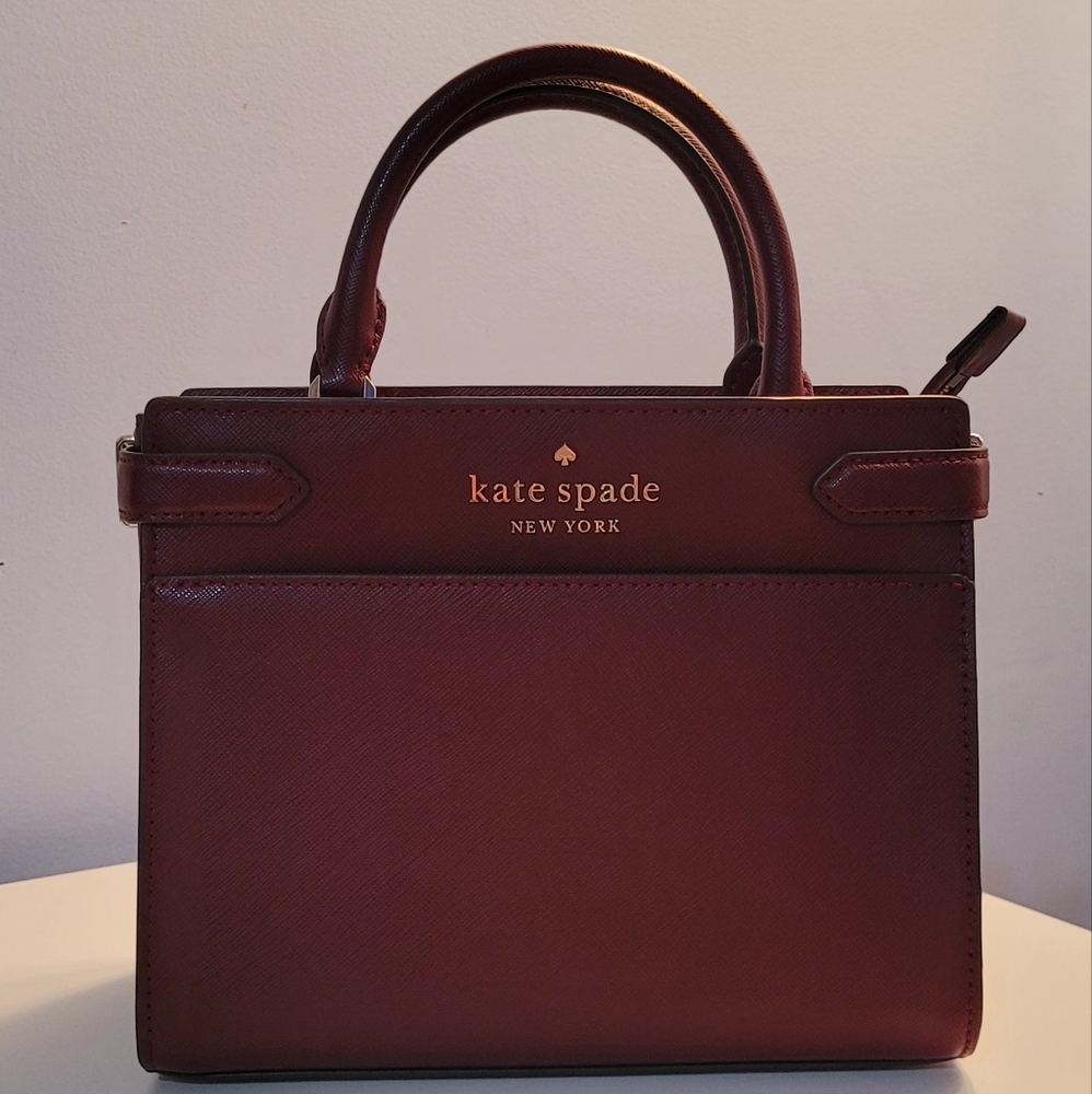 NWOT Kate Spade                Approximately 7"H x 9"W x5"D
